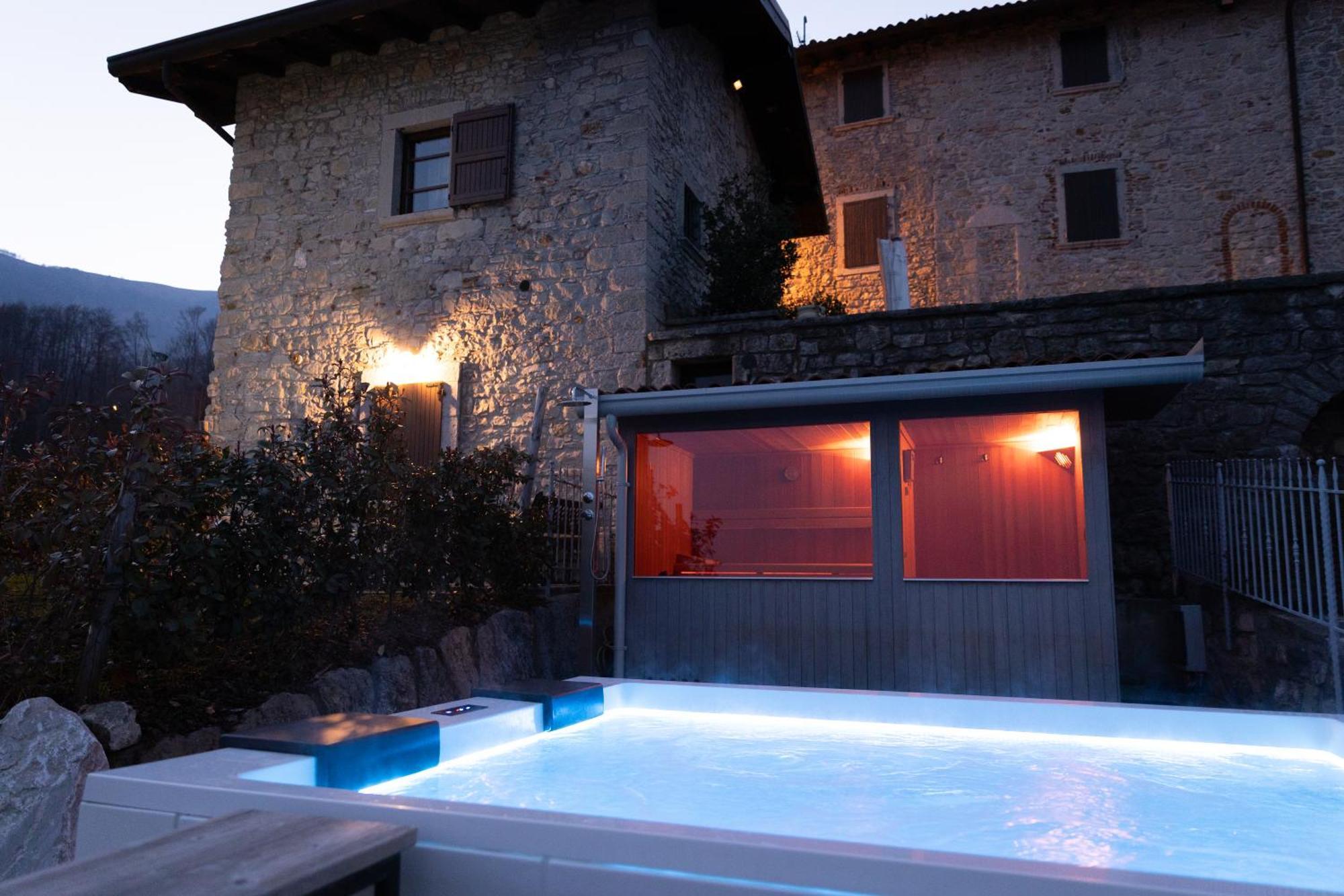 Bed and Breakfast Ca' Baetti L'Antico Borgo Ронкола Экстерьер фото